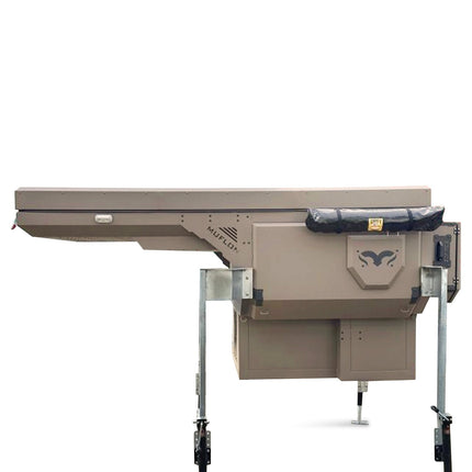 Muflon Camper Pop - Up Absetzkabine – Braun Matt, 2 Schlafplätze, Aufstelldach (Doppelbett), Diesel - Standheizung, Mittelsitzgruppe, Aluminium - Leichtbau (Absetzkabinen) kaufen bei Linkreich – Jetzt entdecken!