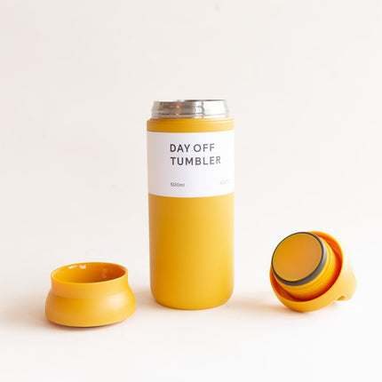 Kinto Day Off Travel Tumbler – 500 ml Vakuum-Isolierte Flasche