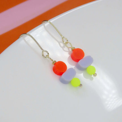 Color Treats Ohrringe neon mit gold filled Elementen