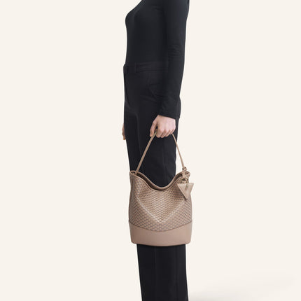 '51' Bucket Bag Large Acacia