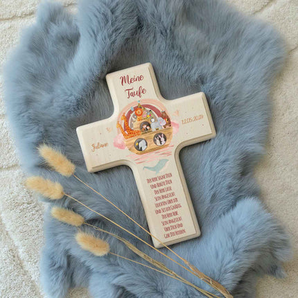 SEO. Personalisierbares Holzkreuz zur Taufe Konfirmation oder Kommunion - Arche Design - Rot Linkreich