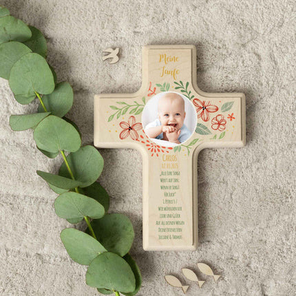 SEO. Personalisierbares Holzkreuz zur Taufe Konfirmation oder Kommunion - Mit eigenem Foto - Blumenkranz - Linkreich
