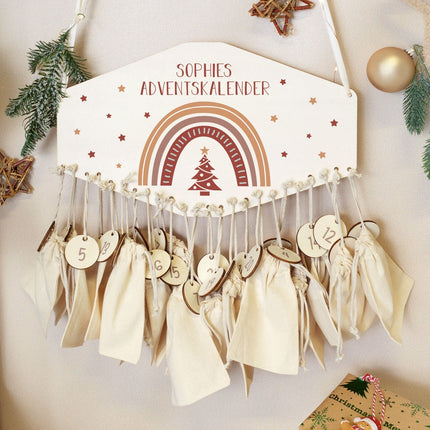 SEO. Personalisierter Adventskalender aus Holz mit Druckmotiv & Namen - Regenbogen - Blau Linkreich