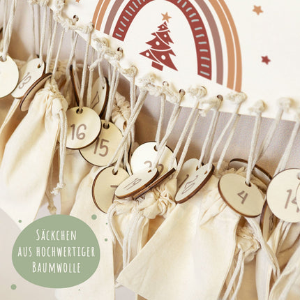 SEO. Personalisierter Adventskalender aus Holz mit Druckmotiv & Namen - Regenbogen - Rot Linkreich