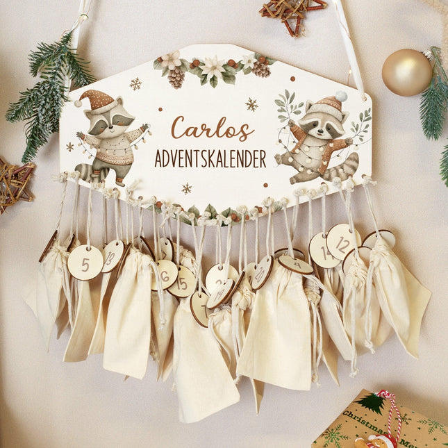SEO. Personalisierter Adventskalender aus Holz mit Druckmotiv & Namen - Waschbären - Linkreich