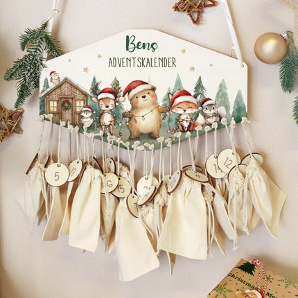 SEO. Personalisierter Adventskalender aus Holz mit Druckmotiv & Namen - Winterhütte - Linkreich