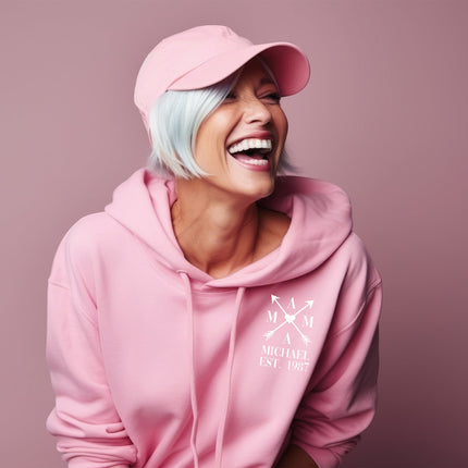 SEO. Personalisierter Hoodie für Frauen - MAMA EST. Kreuzpfeile - Pink Linkreich