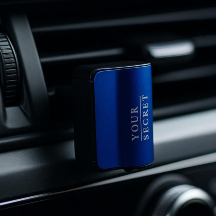 Premium Auto - Diffuser YOUR SECRET – nachfüllbarer Lufterfrischer für den Lüftungsschlitz (Blau/Schwarz) (Autozubehör) kaufen bei Linkreich – Jetzt entdecken!