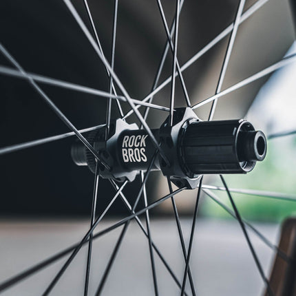 ROCKBROS 700C Carbon Laufradsatz 50mm Felgenbremse Steckachse Laufrad Set für Rennrad (Laufradsatz) kaufen bei Linkreich – Jetzt entdecken!