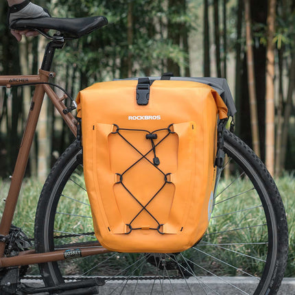 ROCKBROS Gepäckträgertasche 25L-32L 100 % wasserdicht mit Tragegriff