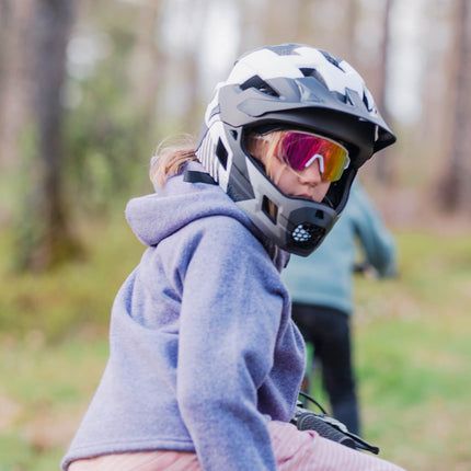 ROCKBROS Kinderhelm BMX MTB Downhill Helm mit Abnehmbarem Kinnschutz und Krempe (Helme für Kinder) kaufen bei Linkreich – Jetzt entdecken!