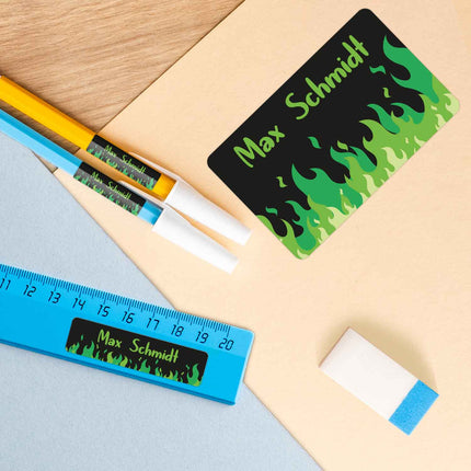 SEO. Schuletiketten mit Namen - Flammen Design - 100 Aufkleber in verschiedenen Größen - Grün Linkreich