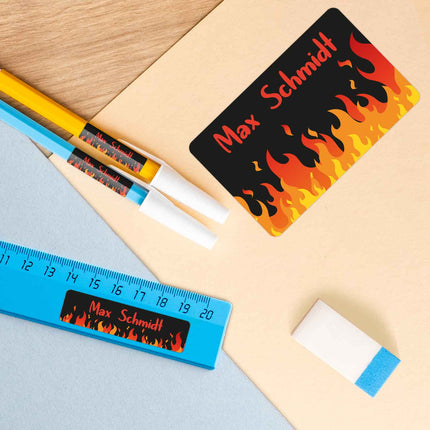 SEO. Schuletiketten mit Namen - Flammen Design - 100 Aufkleber in verschiedenen Größen - Rot Linkreich