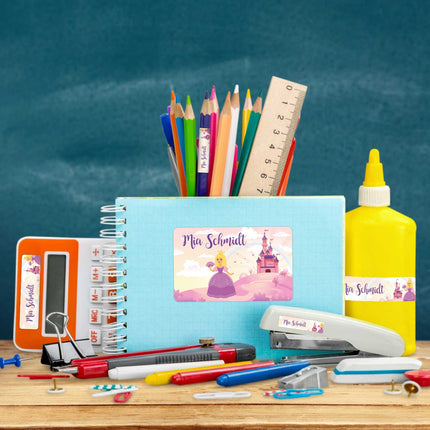 SEO. Schuletiketten mit Namen - Prinzessin Design - 100 Aufkleber in verschiedenen Größen - Lila Linkreich
