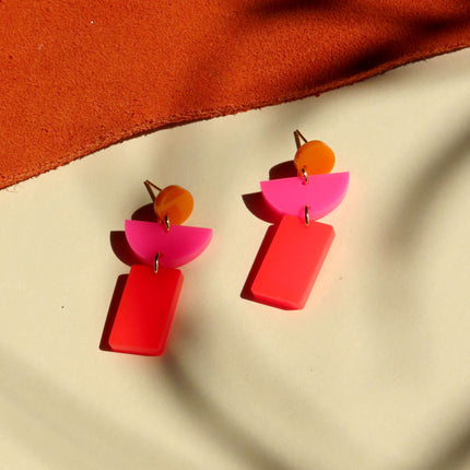 Lille Ohrringe mit Edelstahl Steckern in orange pink feuerot