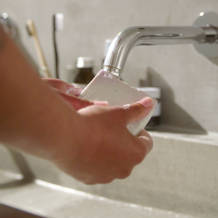 Seife block 002 | bei reifer Haut und Mischhaut | sanft mit Traubenkernöl