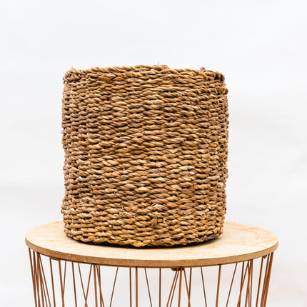 Dekokorb Ido – Ø42 cm x H36 cm – Großer Seegraskorb – Natur-Aufbewahrungskorb für Pflanzen, Wäsche & Deko – Boho-Stil – Handgeflochten