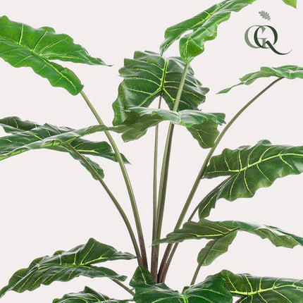 Kunstpflanze Alocasia – Elefantenohr – 150cm – Hochwertige künstliche Pflanze mit großen naturgetreuen Blättern & weißer Maserung – Immergrüne Dekopflanze für Wohnzimmer, Büro & Innenräume – Pflegefrei & haustierfreundlich