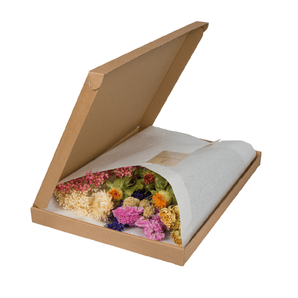 Trockenblumen im Briefkasten – Letterbox Multi – Trockenstrauß in Weiß, Beige & Hellrosa – Elegante Deko – Pflegefrei – Perfekt für Innenräume