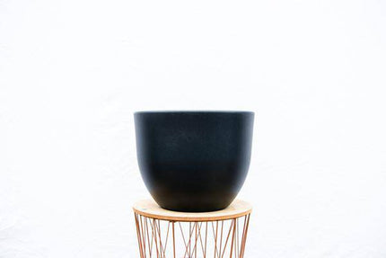 Topf Eggy Anthrazit – D55 x H43 – Moderner Pflanzkübel in Eiform – Eleganter Blumentopf für Innen- und Außenbereiche – Stilvolle Dekoration für Garten, Terrasse & Wohnzimmer