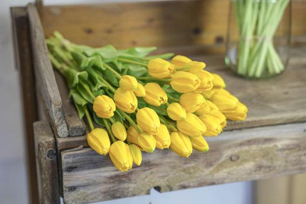 Tulpenstrauß Gelb – 10 Kunsttulpen – 42 cm – Real Touch – Fröhliche & langlebige Wohnraumdekoration