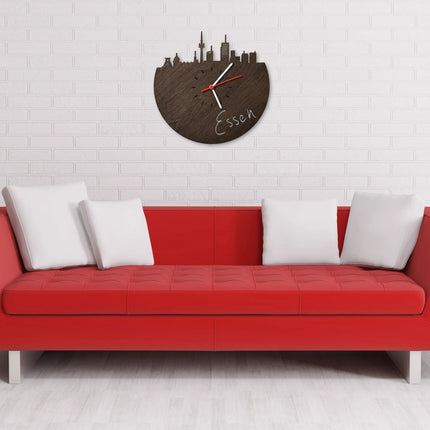 SEO. Wanduhr aus Holz Skyline Essen - Birke Linkreich