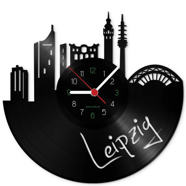 SEO. Wanduhr aus Vinyl Skyline Leipzig - Linkreich