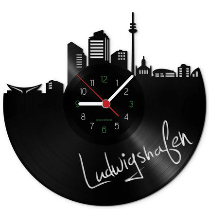 SEO. Wanduhr aus Vinyl Skyline Ludwigshafen - Linkreich