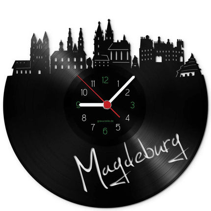 SEO. Wanduhr aus Vinyl Skyline Magdeburg - Linkreich
