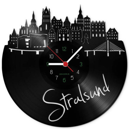 SEO. Wanduhr aus Vinyl Skyline Stralsund - Linkreich