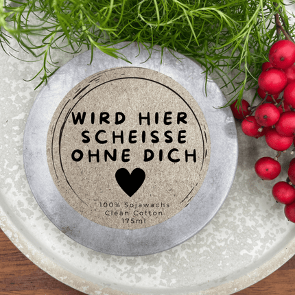 Wird hier Scheiße ohne dich - ABSCHIEDSGESCHENK Personalisierbare PREMIUM Duftkerze - handgemacht aus dem Südschwarzwald - ARBEITSKOLLEGIN (Duftkerze) kaufen bei Linkreich – Jetzt entdecken!