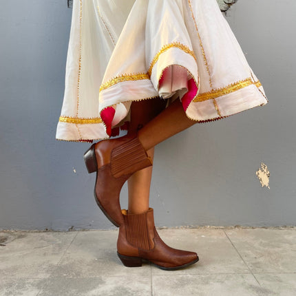 Zameen in Brown () kaufen bei Linkreich – Jetzt entdecken!